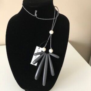 BRAND NEW - Tags On - Wooden Necklace